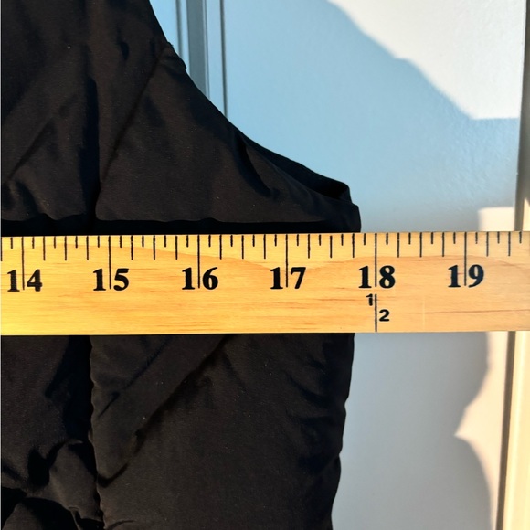 ATHLETA Small Black Women’s Puffer Vest w/Goose Down for Runners Joggers - Picture 4 of 8